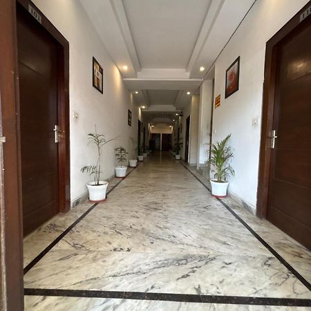 Hotel Tara Palace By Goyal Hoteliers Agra  Esterno foto