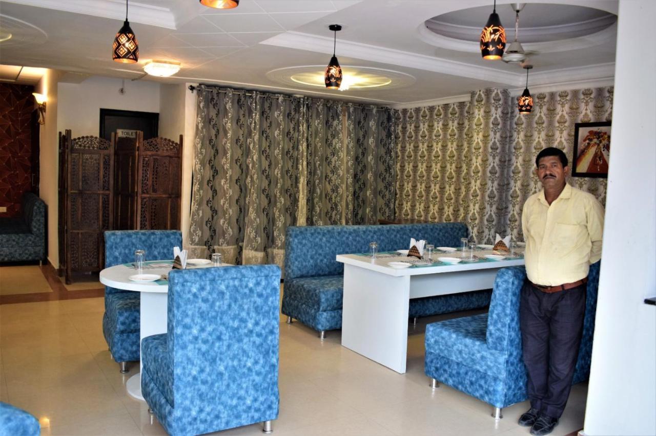Hotel Tara Palace By Goyal Hoteliers Agra  Esterno foto